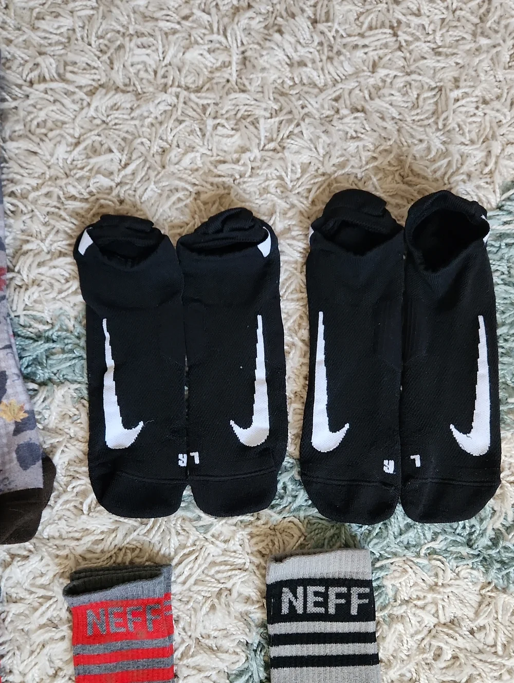 Men's Bundle Lot Of Socks GUC